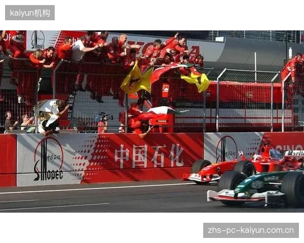 F1中国站时隔五年回归上海，赛车周边衍生品销售验证核心粉丝群体的消费潜力